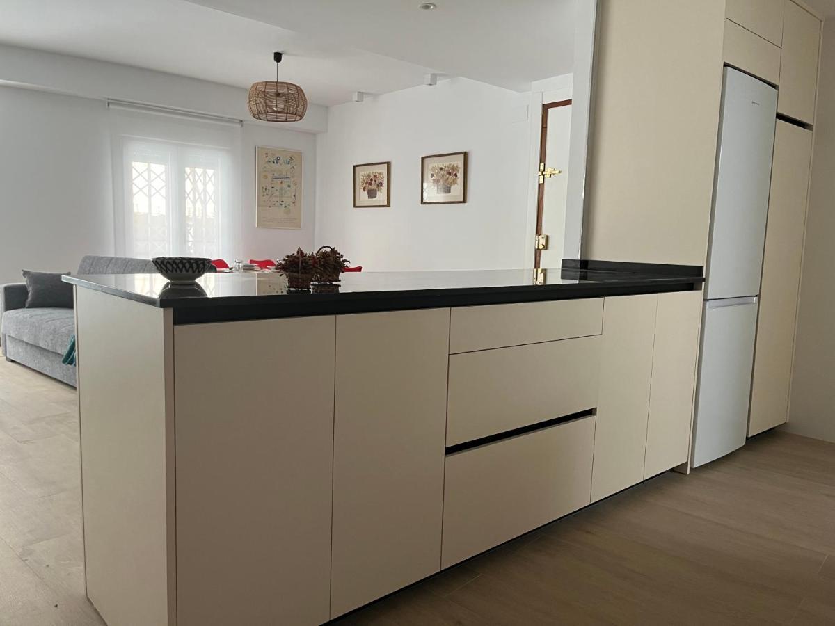 Precioso Apartamento Con Patio Granada Bagian luar foto