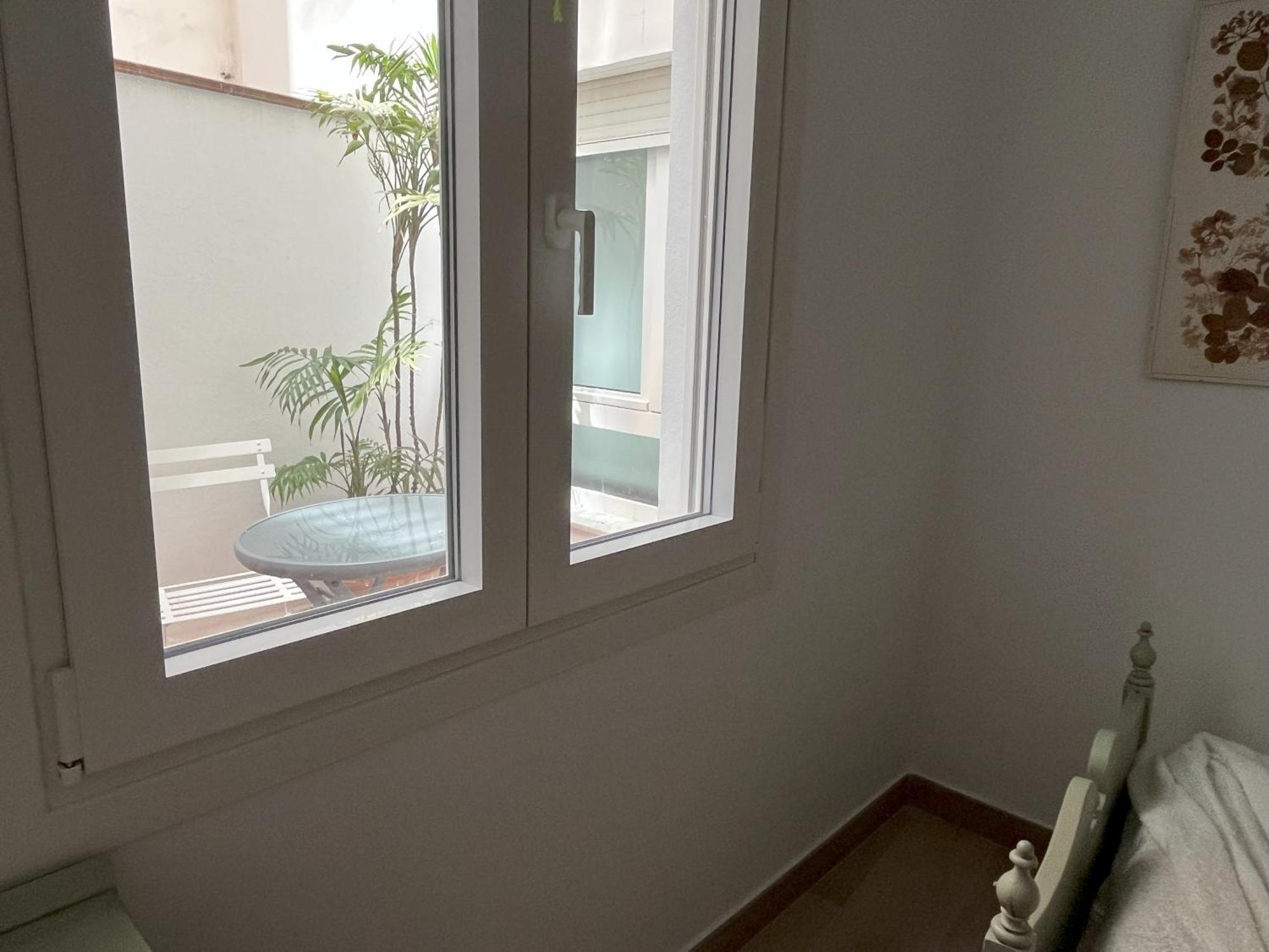Precioso Apartamento Con Patio Granada Bagian luar foto